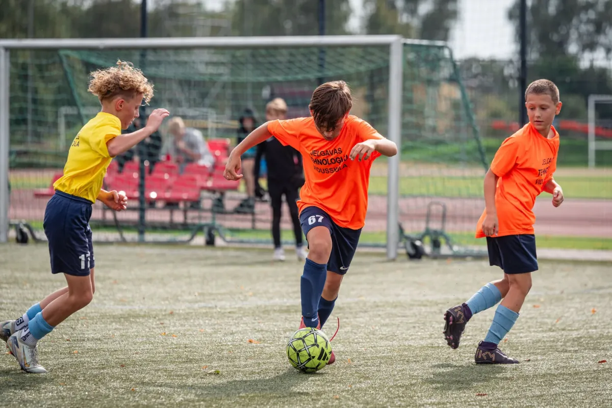 Jelgavas pilsētas 56. skolēnu spartakiāde futbolā 2013. un 2014. gadā dzimušajiem zēniem - Jelgava