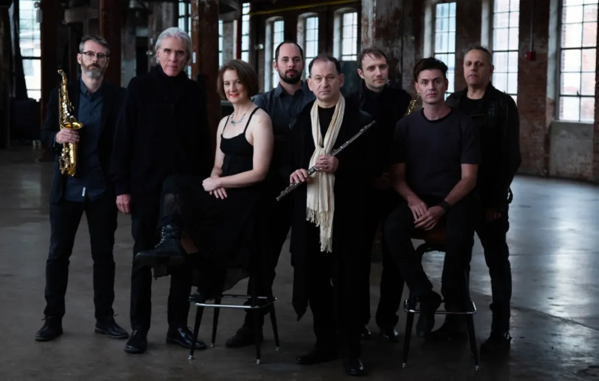 "Philip Glass Ensemble - Glassworks" koncerts