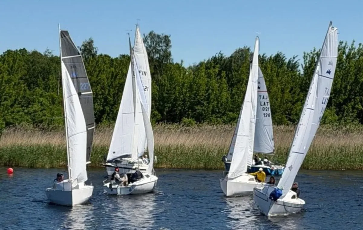 Jelgavas Jahtkluba sezonas slēgšanas regate pieaugušajiem un junioriem un Jelgavas kausa 7. posms - Jelgava