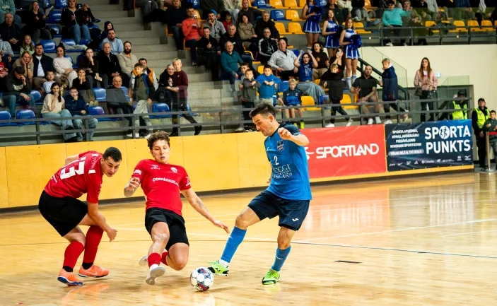 Telpu futbola virslīga | AVClub pret TFK Salaspils