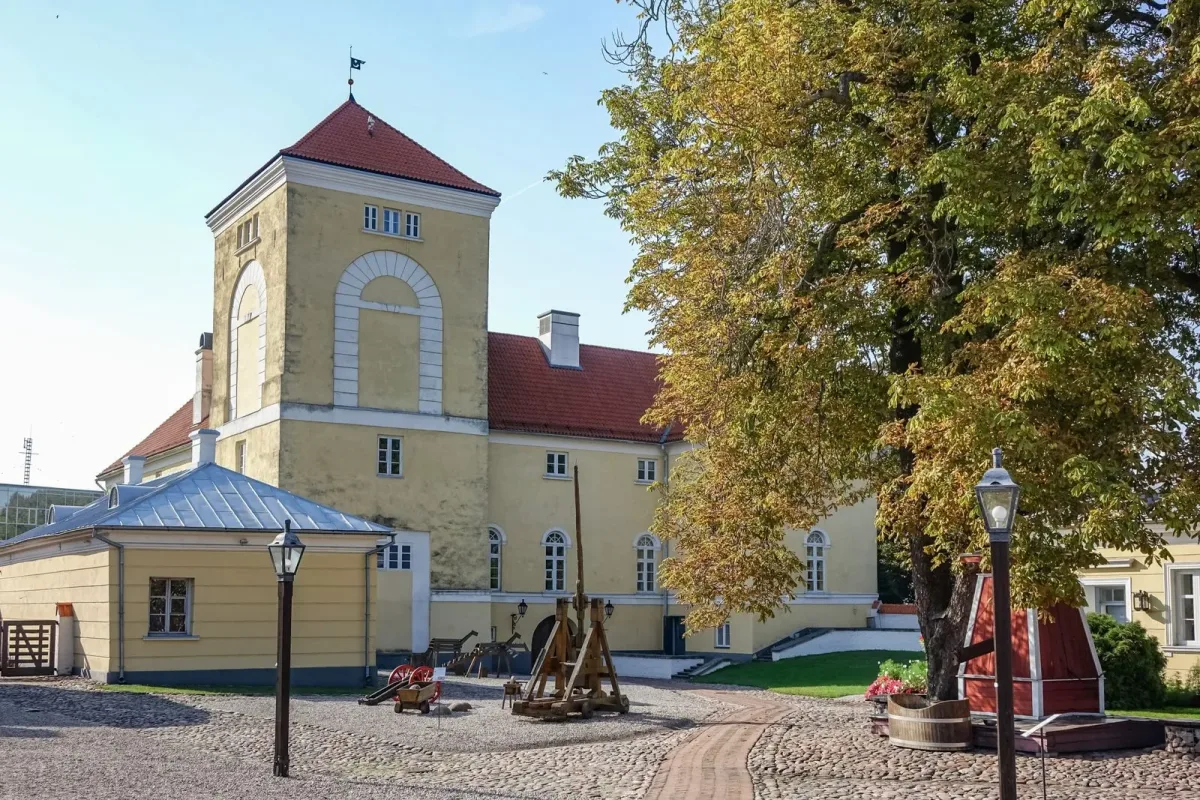 J.F.Tīdemaņa glezniecības plenēra noslēgums un izstādes atklāšana