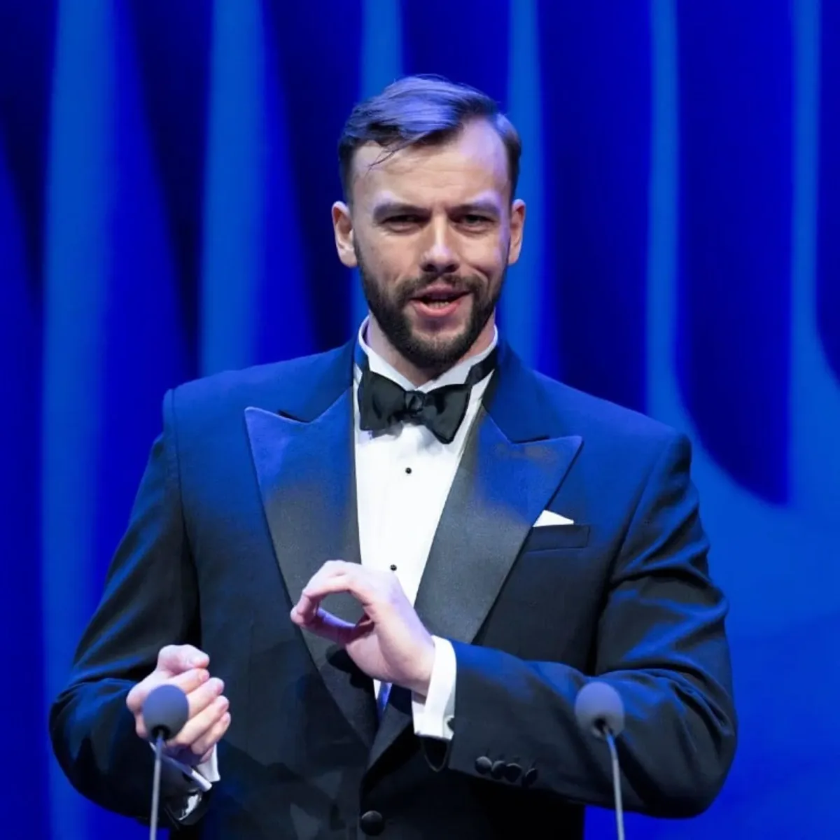 Svētku koncerts Latvijas Valsts svētku noskaņās. Pianists Māris Žagars un solists Edgars Ošleja