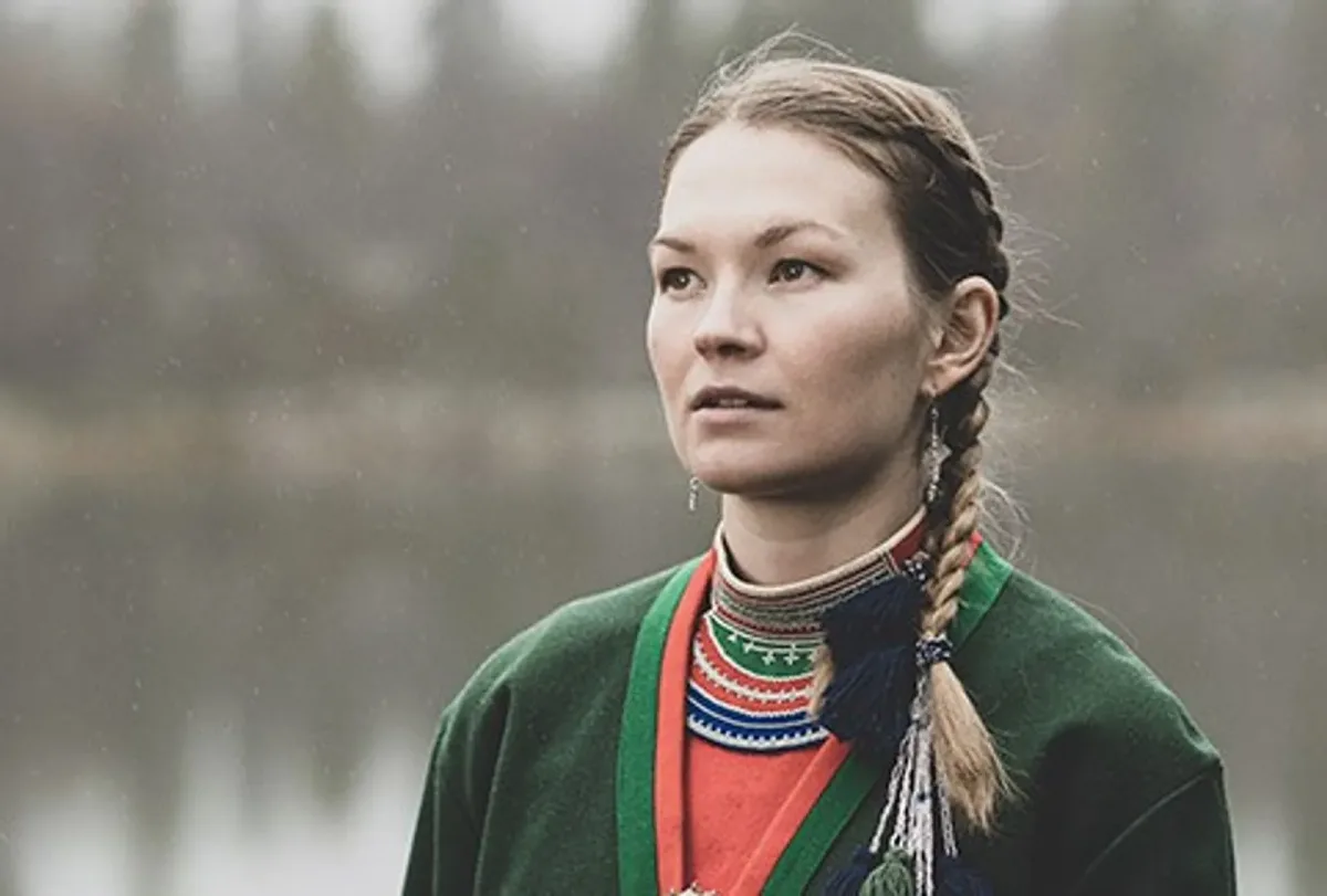 SĀMU DZIESMAS. MARJA MORTENSONE